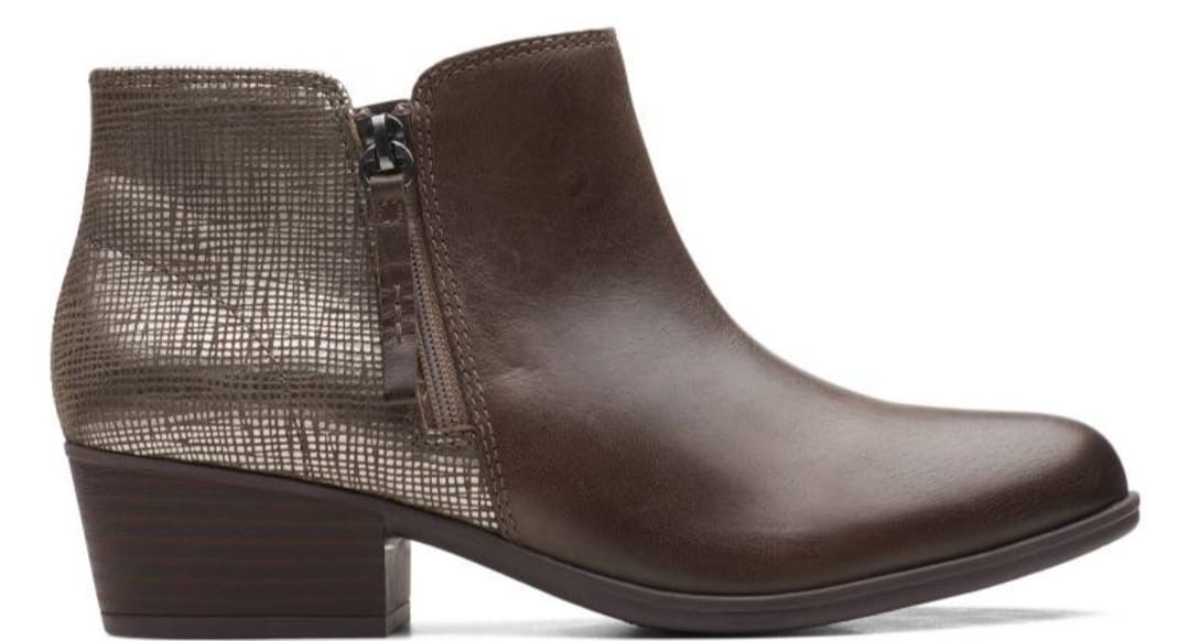 BOTINES MARRONES CLARKS MUJER