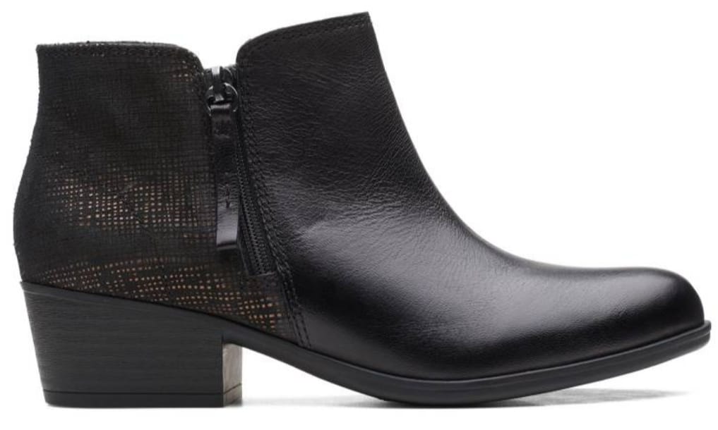 BOTINES NEGROS CLARKS MUJER