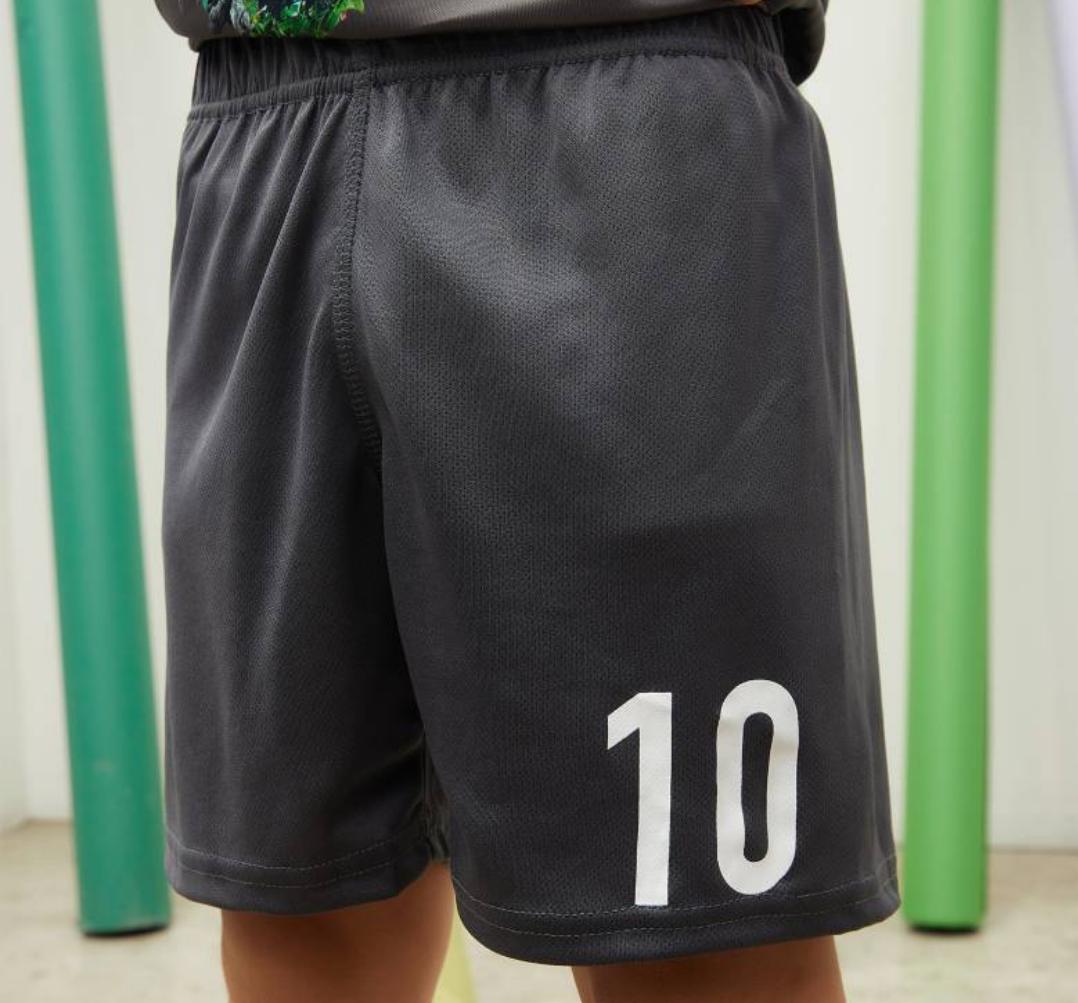 SHORT DEPORTIVO NIÑO "10"